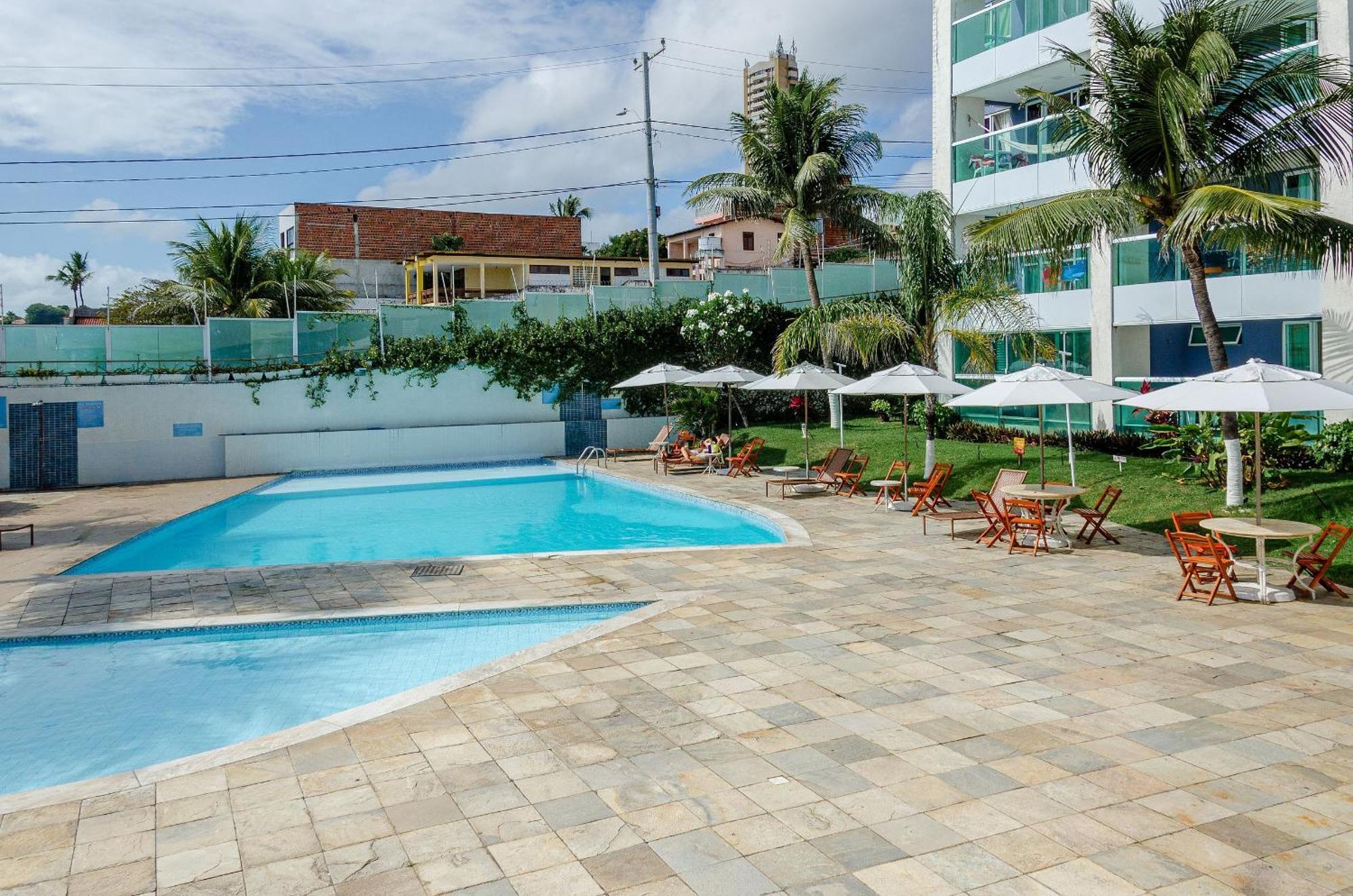 Pe Na Areia Com Piscina, Wifi E Estacionamento Em Ponta Negra Hotel 4*